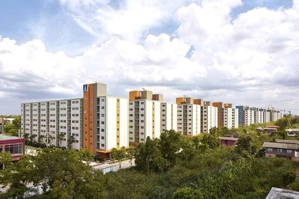 Apartamento Baan Kidtang Rangsit Exterior foto